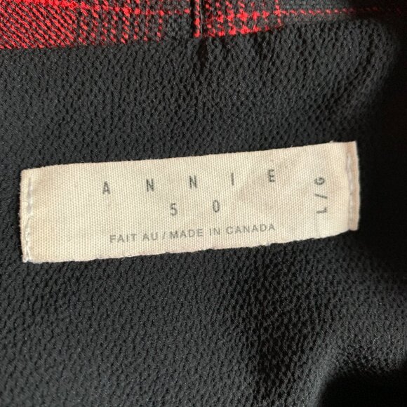 Annie 50- Red & Black plaid blouse - short sleeves tie neck open back - Large - Picture 8 of 9